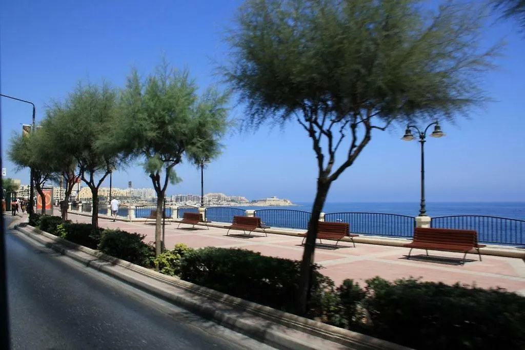 Cozy Apartment In An Amazing Location Sliema Malta