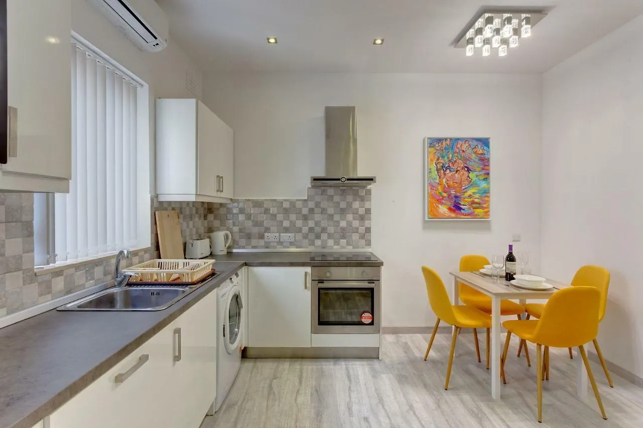 Cozy Apartment In An Amazing Location Sliema