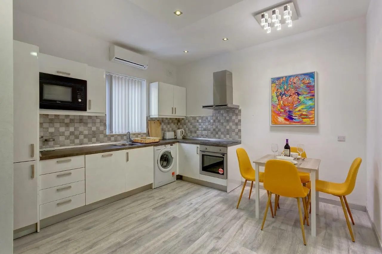 Cozy Apartment In An Amazing Location Sliema