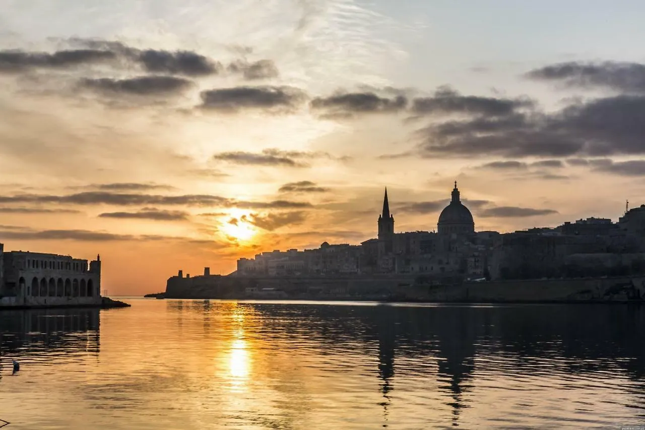 Cozy Apartment In An Amazing Location Sliema Malta